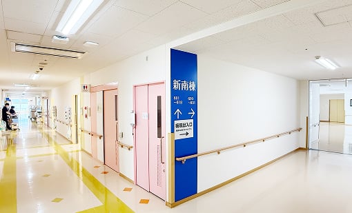 新南棟3階(循環器内科)